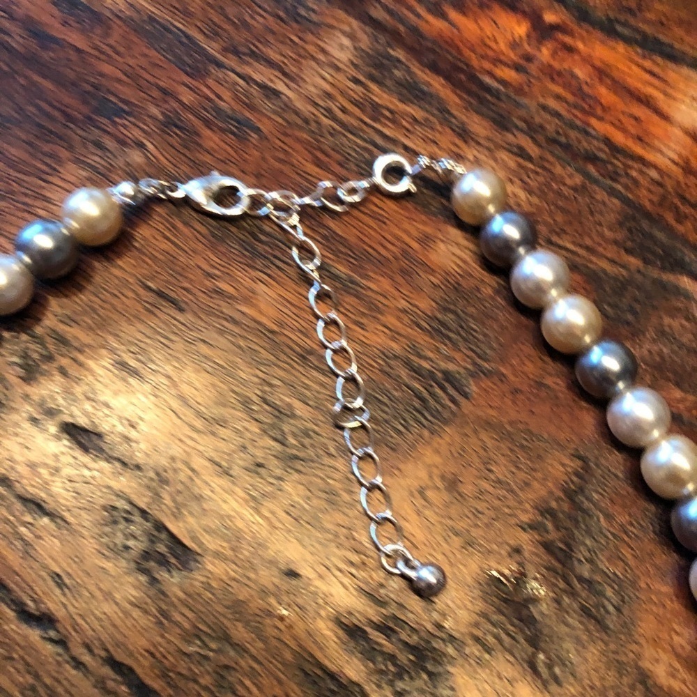 NRT Pearl and Rhinestone Heart Lariat Necklace - Picture 8 of 16